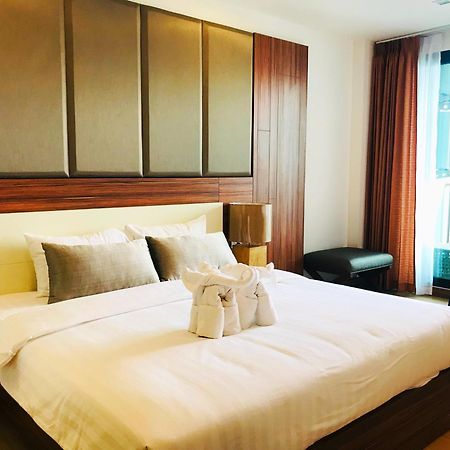 The Astra Suites 치앙마이 외부 사진