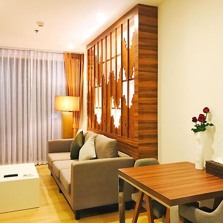 The Astra Suites 치앙마이 외부 사진