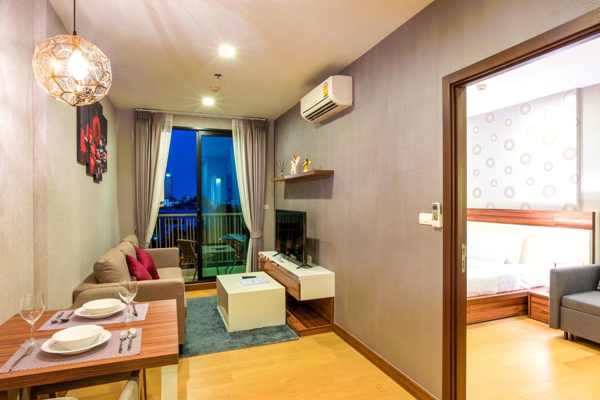 The Astra Suites 치앙마이 외부 사진