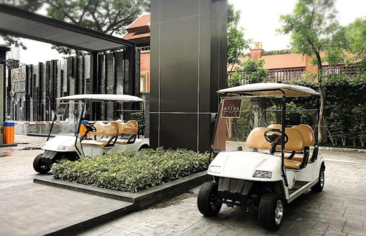 The Astra Suites 치앙마이 외부 사진