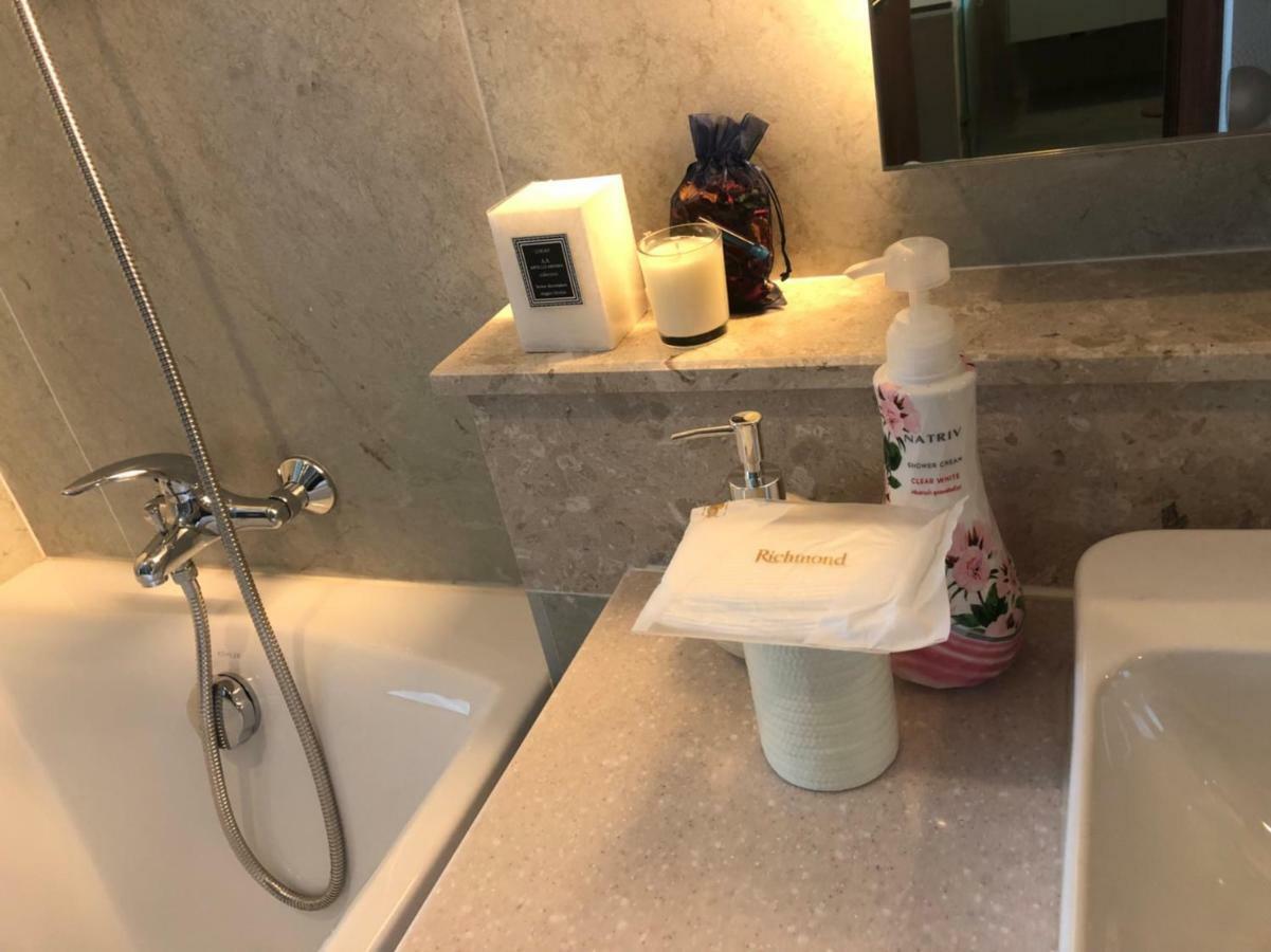 The Astra Suites 치앙마이 외부 사진
